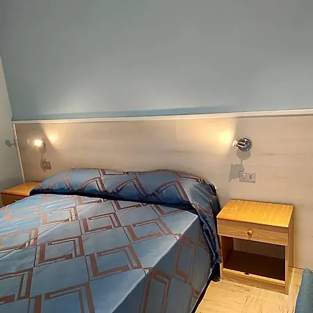 Mirella Hotel 3*