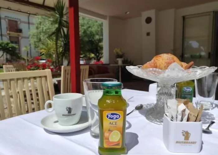 Mirella-nuova Gestione 3* 格拉多